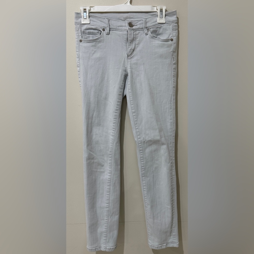 Ann Taylor Loft Light Wash Blue Skinny Jeans
